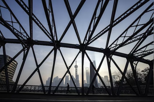 Lạm phát, thuế quan và xung đột: Thách thức kinh tế toàn cầu năm 2025