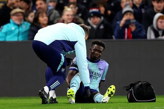 Arsenal nhận tổn thất lớn