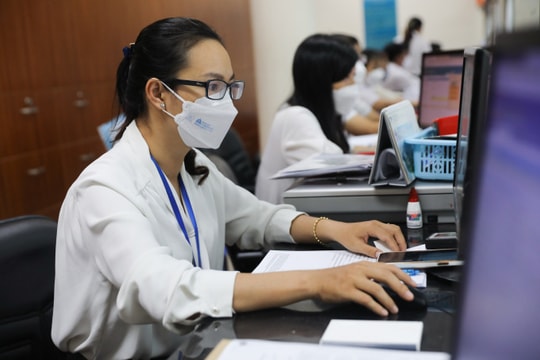 TP HCM tạm dừng thi tuyển lãnh đạo, tuyển dụng công chức cấp sở