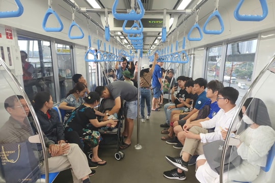 TP HCM: Metro số 1 phục vụ 279.000 lượt khách sau 3 ngày vận hành thương mại