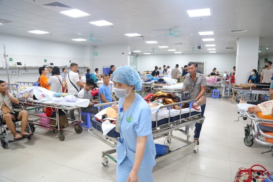 Thiếu thuốc điều trị tại nhiều bệnh viện: Cần giải pháp căn cơ, lâu dài!