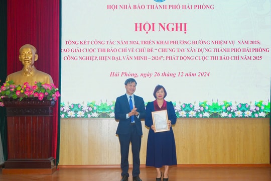 Trao giải Cuộc thi báo chí “Chung tay xây dựng thành phố Hải Phòng công nghiệp, hiện đại, văn minh”