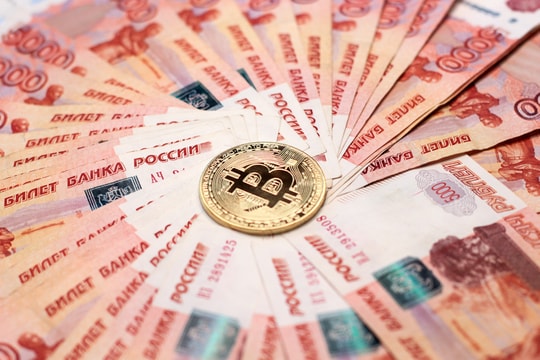 Nhiều công ty của Nga bắt đầu sử dụng Bitcoin trong thương mại quốc tế