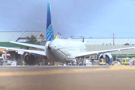 Phát hiện thi thể trong hốc bánh xe máy bay ở Hawaii