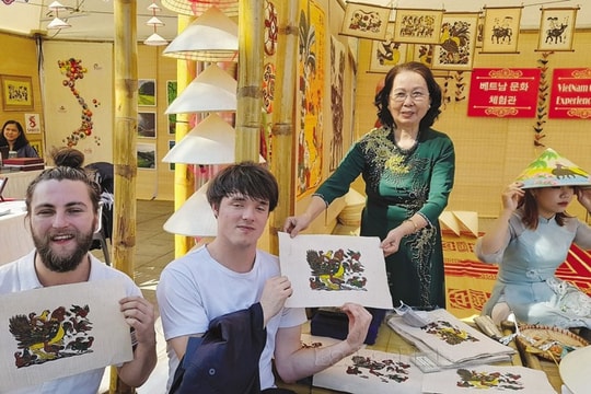 Bắc Ninh đẩy mạnh quảng bá tranh dân gian Đông Hồ