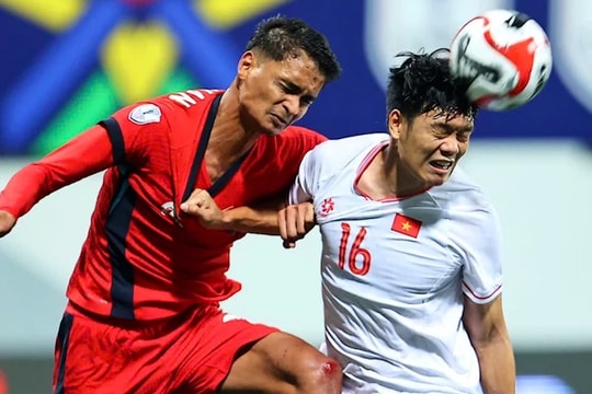 Tuyển Việt Nam tổn thất lực lượng, chia 2 nhóm về nước