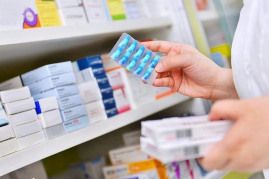 Năm 2025, Bộ Y tế sẽ ban hành 'sổ tay hướng dẫn' quy trình, thủ tục đấu thầu mua sắm thuốc, vật tư thiết bị y tế