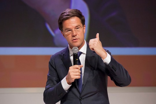 NATO tăng cường tuần tra Biển Baltic sau sự cố đứt cáp ngầm