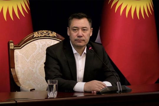Trung Quốc, Kyrgyzstan và Uzbekistan hợp tác xây đường sắt tránh Nga