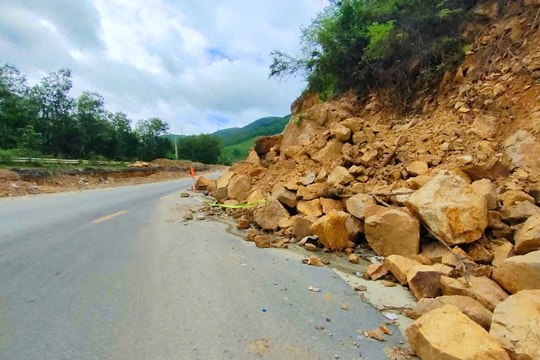 Đèo An Khê tiếp tục sạt lở, nguy cơ chậm tiến độ dự án