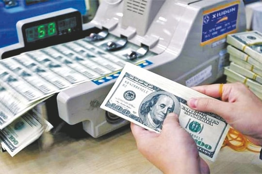 Tỷ giá trung tâm tăng 5 VND/1 USD