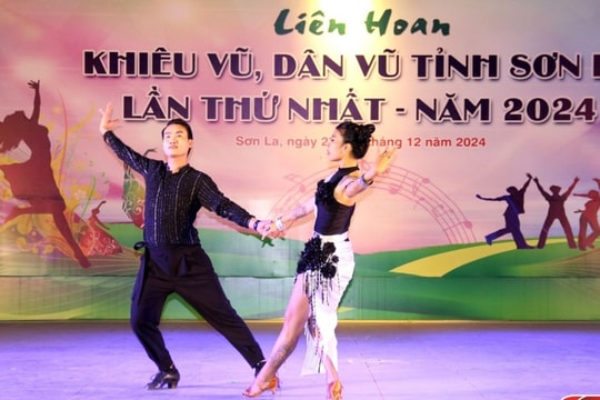 Tỉnh Sơn La lần đầu tiên tổ chức Liên hoan khiêu vũ, dân vũ