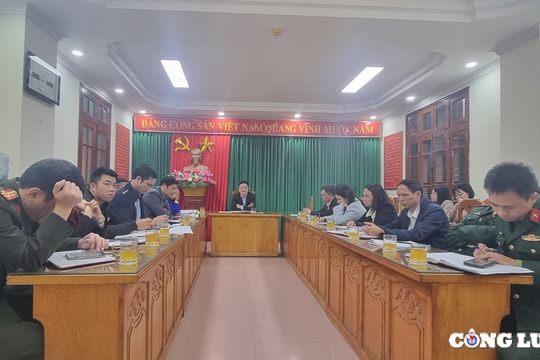 Ninh Bình: Giao ban công tác báo chí, tuyên truyền tháng 12