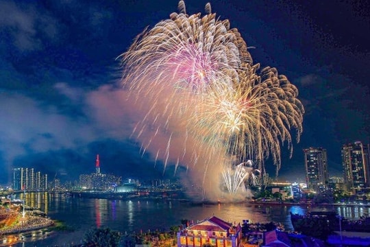 TP HCM cấm 20 tuyến đường khu trung tâm để phục vụ bắn pháo hoa