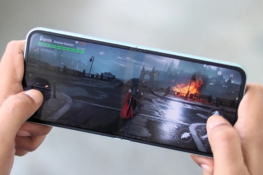 Galaxy Z Flip FE: Điện thoại gập giá rẻ với màn hình cao cấp từ Galaxy Z Flip 6