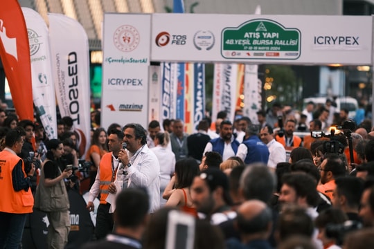 Dân số thế giới sẽ đạt 8,09 tỷ người vào ngày đầu năm mới 2025