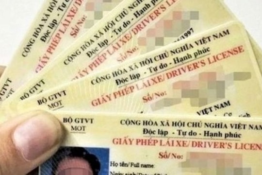 Hà Nội tạm dừng nhận hồ sơ cấp, đổi bằng lái xe từ 11h hôm nay