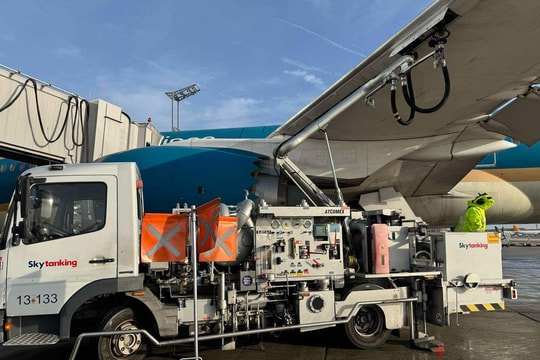 Vietnam Airlines tiên phong sử dụng nhiên liệu bền vững trên các chuyến bay từ châu Âu