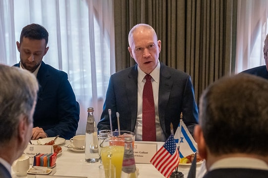 Cựu Bộ trưởng Quốc phòng Israel Yoav Gallant rời bỏ chính trường