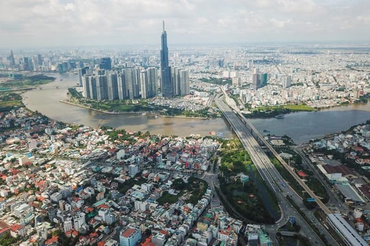 Giai đoạn 2021 - 2030, TP HCM phấn đấu tốc độ tăng trưởng GRDP bình quân đạt khoảng 8,5-9,0%/năm