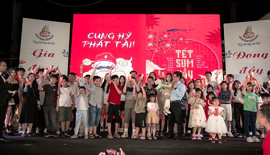 Phân bón Miền Nam: “Ngày hội Gia đình - Đong đầy hạnh phúc”.