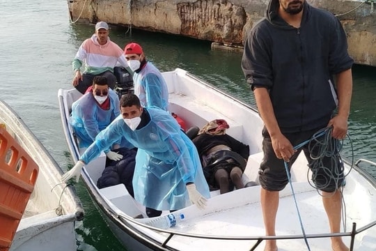 Ít nhất 27 người chết khi hai chiếc thuyền chở người di cư chìm ngoài khơi Tunisia