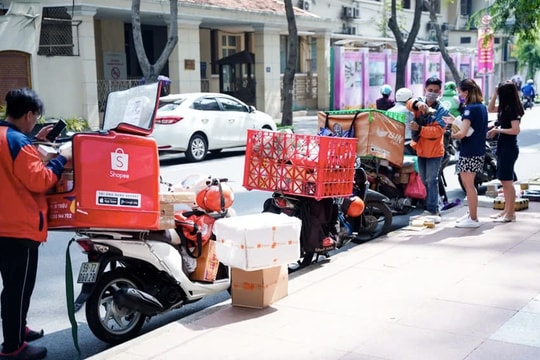 Bỏ miễn thuế hàng nhập khẩu dưới 1 triệu đồng qua chuyển phát nhanh