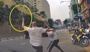 TP. HCM: Bắt đối tượng cầm hung khí đuổi đánh nhân viên giao hàng