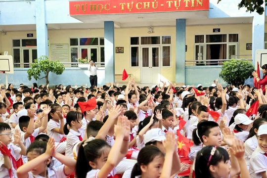 Dạy thêm ngoài nhà trường bắt buộc phải đăng ký kinh doanh