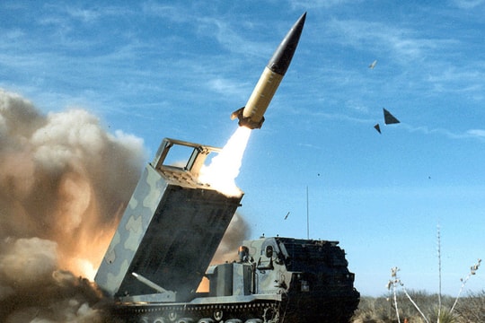 Nga đánh chặn 8 tên lửa ATACMS, tuyên bố sẽ đáp trả Ukraine thích đáng