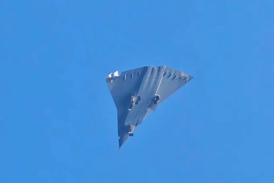 Tiêm kích thế hệ thứ 6 của Trung Quốc là gì, có so được B-21 Raider của Mỹ và MiG-31 của Nga?