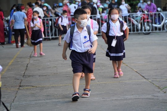 Đề xuất cho học sinh nghỉ nếu ô nhiễm không khí ở mức nguy hại liên tiếp 3 ngày