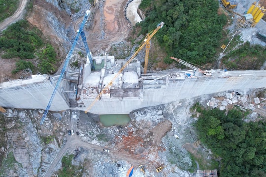 Vụ 5 người chết ở Thủy điện Đăk Mi 1 Kon Tum: Tạm dừng thi công, thu giữ hồ sơ để giám định nguyên nhân