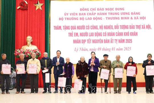 Bộ trưởng Bộ Lao động - Thương binh và Xã hội thăm, tặng quà tết tại Hà Nam