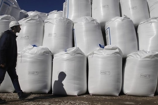 Khoảng 100.000 tấn phân bón Nga “mắc kẹt” tại các cảng châu Âu