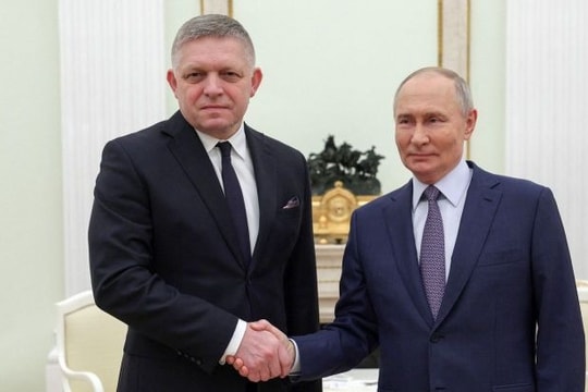 Nga cam kết cung cấp khí đốt cho Slovakia