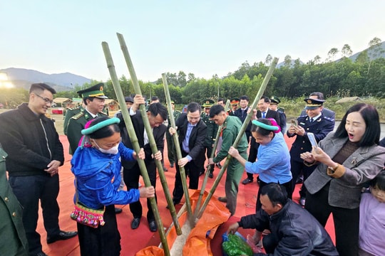 Bộ đội Biên phòng Quảng Ninh với Chương trình Xuân Biên phòng ấm lòng dân bản