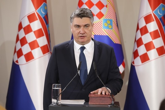 Tổng thống Croatia Zoran Milanovic tái đắc cử trong sự chia rẽ về chính trị