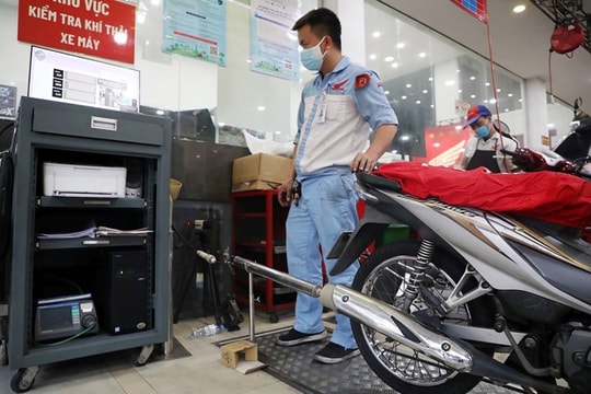 Cơ sở kiểm định khí thải xe máy không đúng quy định sẽ bị phạt đến 20 triệu đồng