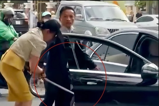 Nha Trang: Làm rõ hành vi người đàn ông rút kiếm dọa nhân viên môi trường