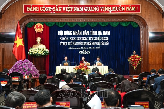 Hà Nam thông qua 18 nghị quyết về kinh tế - xã hội và công tác nhân sự theo thẩm quyền