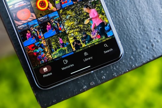 Google Photos ra mắt thiết kế mới cho tính năng 'Moments'