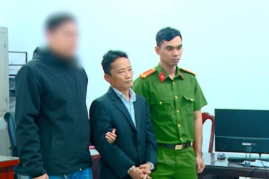 Khởi tố Bình "con", người cầm kiếm dọa chém nữ công nhân vì ngăn hái hoa