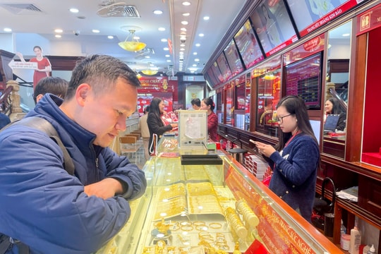 Các thương hiệu vàng lớn ở Hà Nội tung hàng loạt sản phẩm chờ ngày Thần Tài