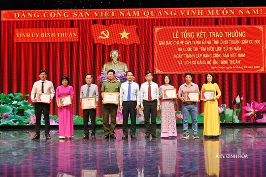 Vinh danh 64 tác phẩm báo chí xuất sắc tại Giải báo chí về xây dựng Đảng tỉnh Bình Thuận năm 2024