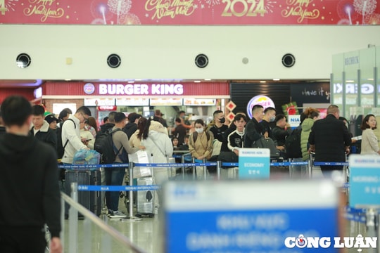 Khoảng 90.000 lượt khách sẽ qua cảng hàng không Nội Bài mỗi ngày dịp Tết Nguyên đán 2025