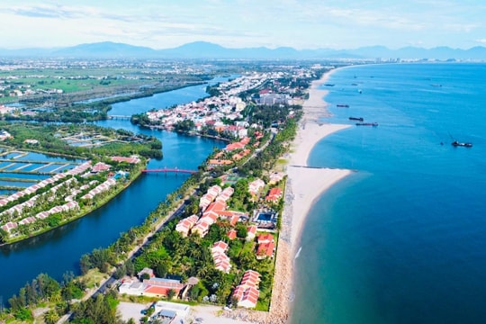 Quảng Nam: Mời thầu hai gói xây lắp hơn 800 tỷ đồng, thuộc dự án chống xói lở và bảo vệ bền vững bờ biển Hội An