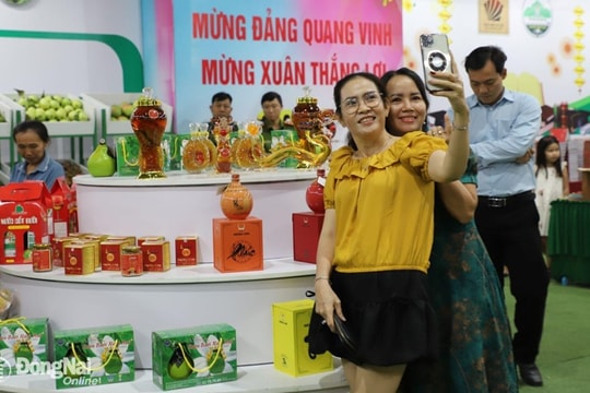 Lần đầu tiên tỉnh Đồng Nai tổ chức Lễ hội 'Hương bưởi Tân Triều'