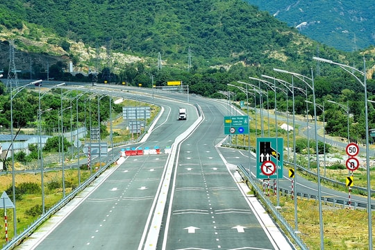 Sẽ có 10 trạm dừng nghỉ/trạm tạm trên cao tốc Bắc - Nam để phục vụ người dân dịp cao điểm Tết