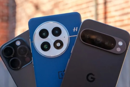 Xu hướng điện thoại năm 2025: Thời lượng pin là ưu tiên hàng đầu